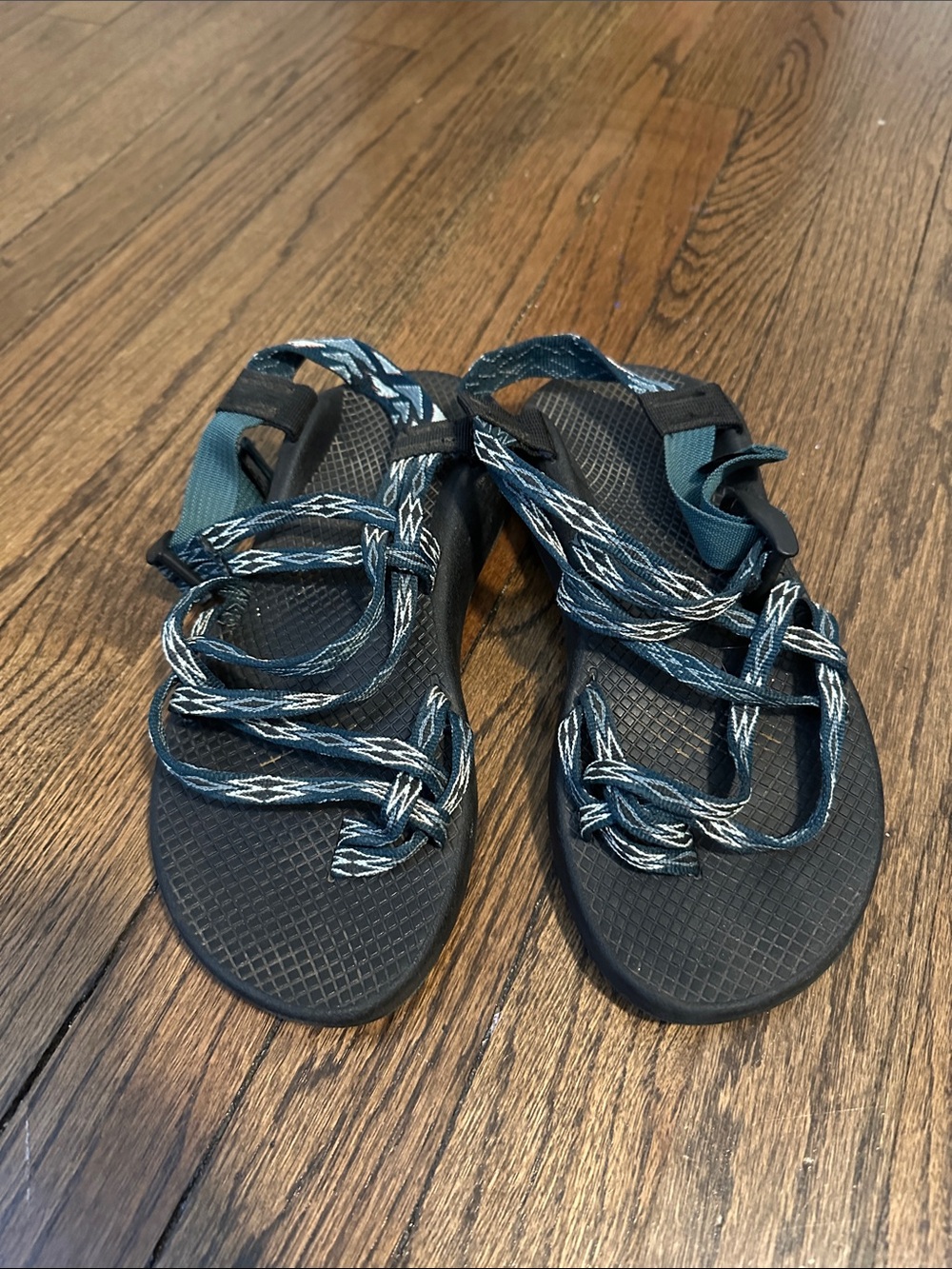 Women’s Chaco Teal Strappy Outdoor Sandals with Adjustable Webbing